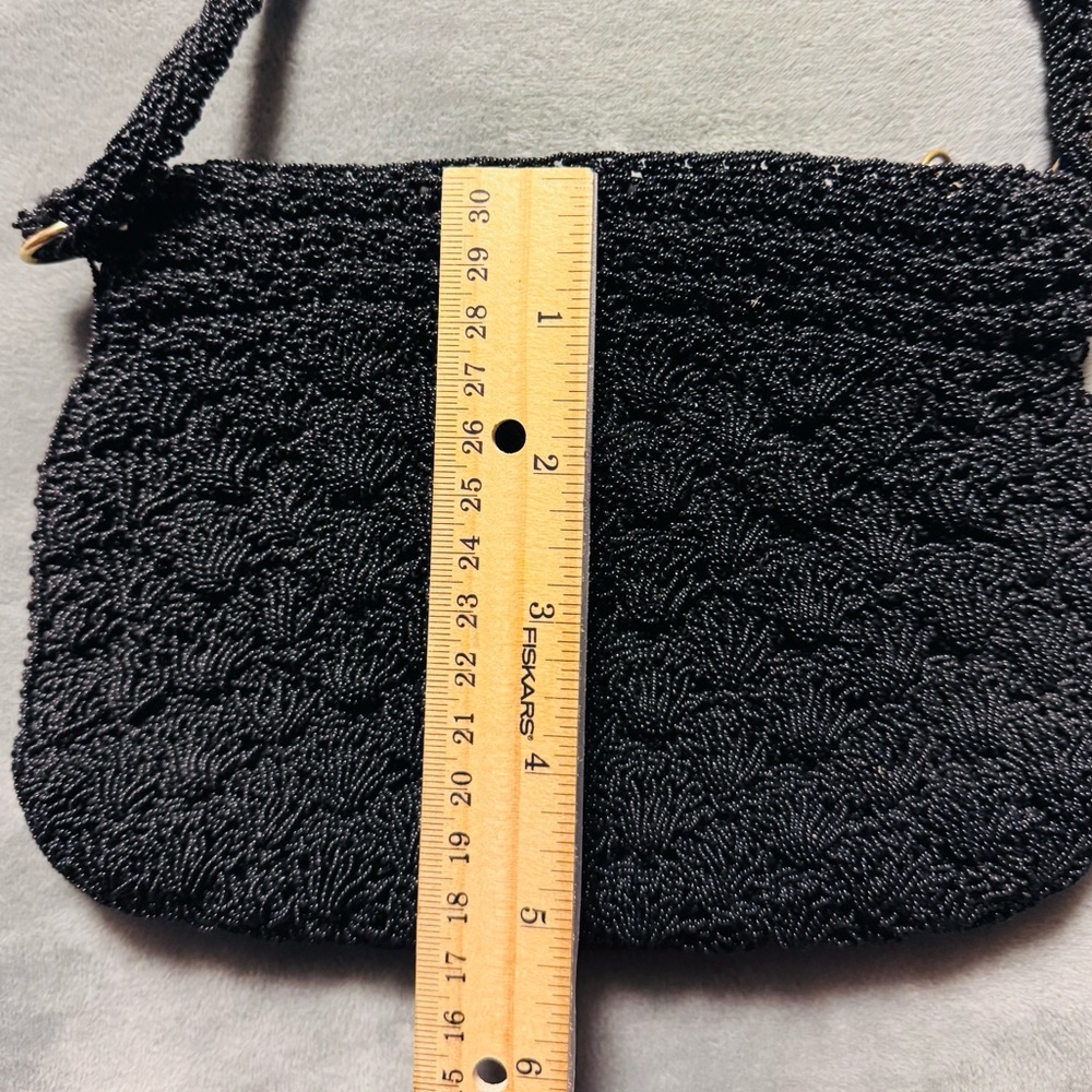 Vintage scalloped beaded clutch handbag zipper closure black - Picture 3 of 6